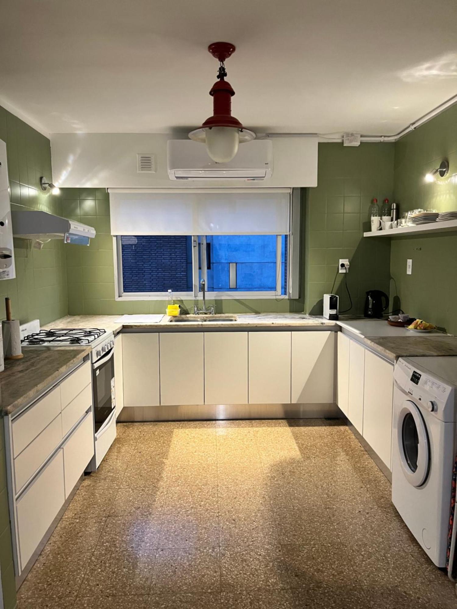 Apartamento Dpto Amplio Y Luminoso En Nva